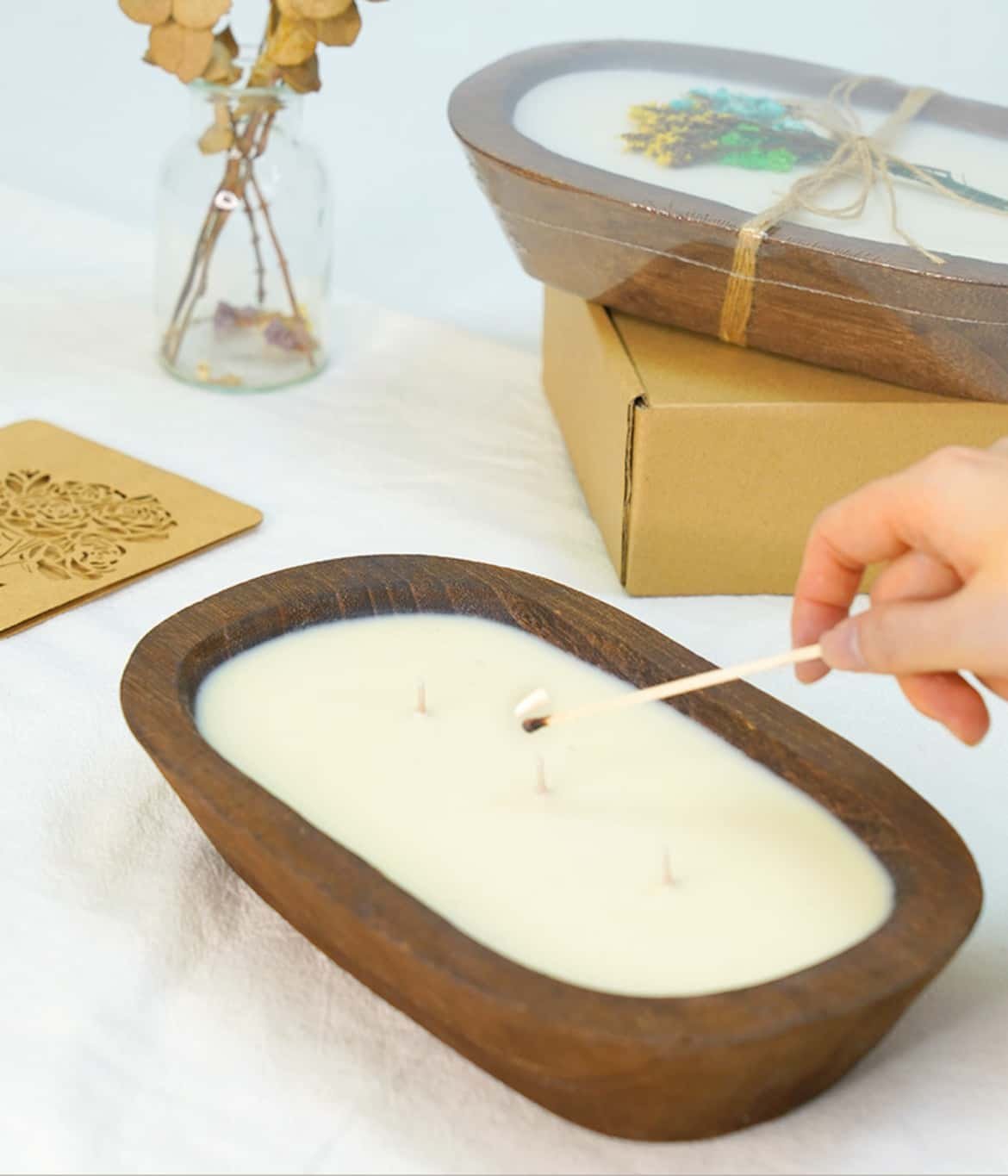 Multi-wick scented candle  Product multi-angle display images