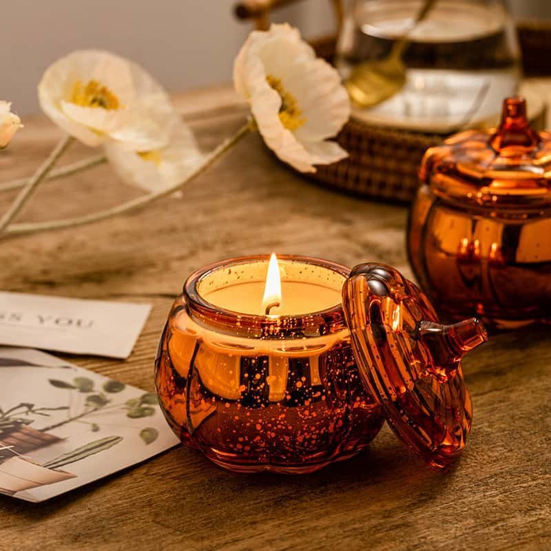 Halloween scented candle Main image